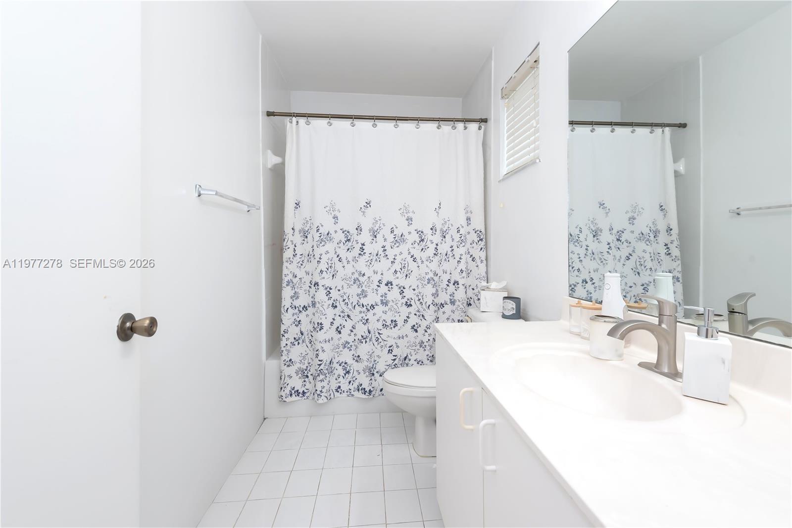 BONITA GOLF VIEW TOWNVILL - Residential Lease
