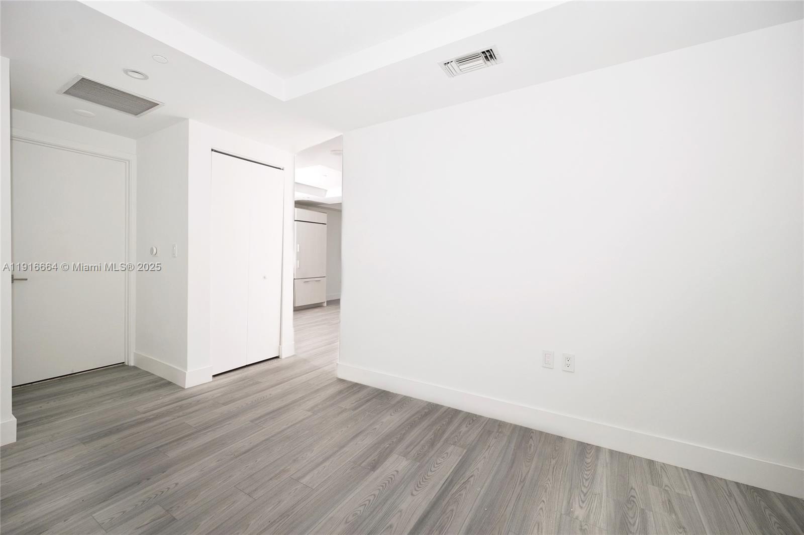 BRICKELL HEIGHTS EAST CON - Residential