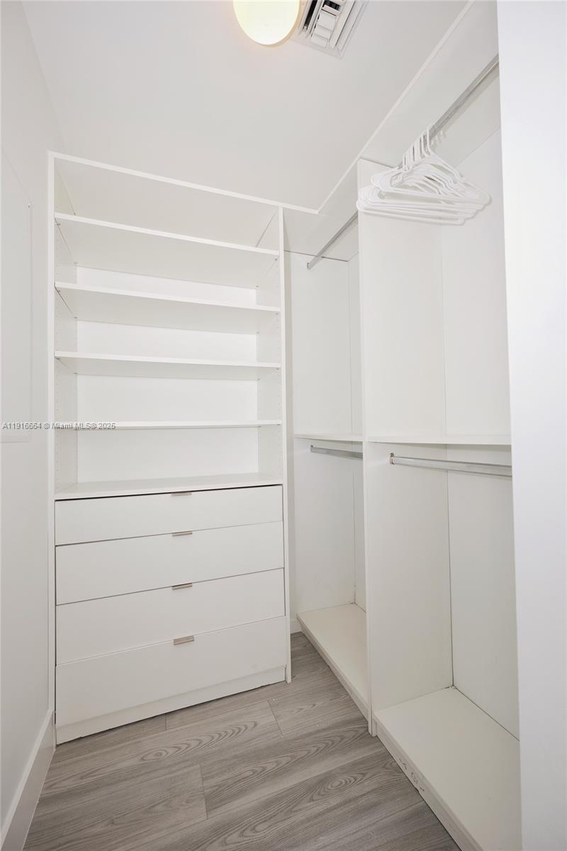BRICKELL HEIGHTS EAST CON - Residential