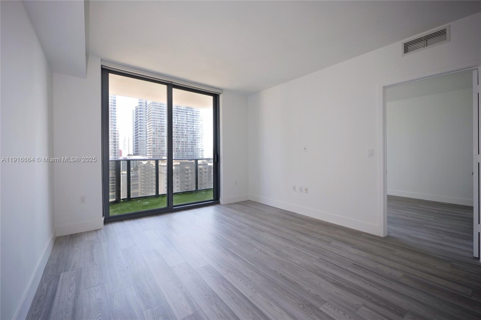 BRICKELL HEIGHTS EAST CON - Residential