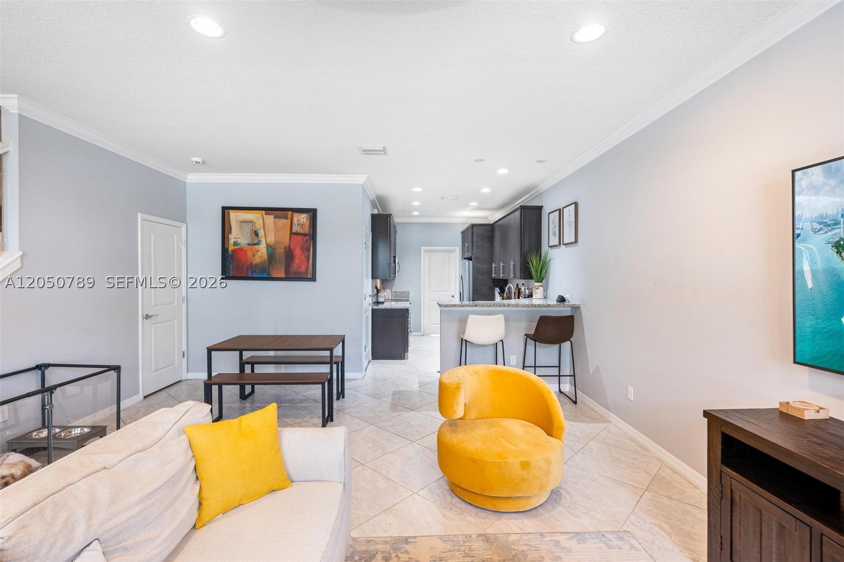 HILLCREST COUNTRY CLUB NO - Residential Lease