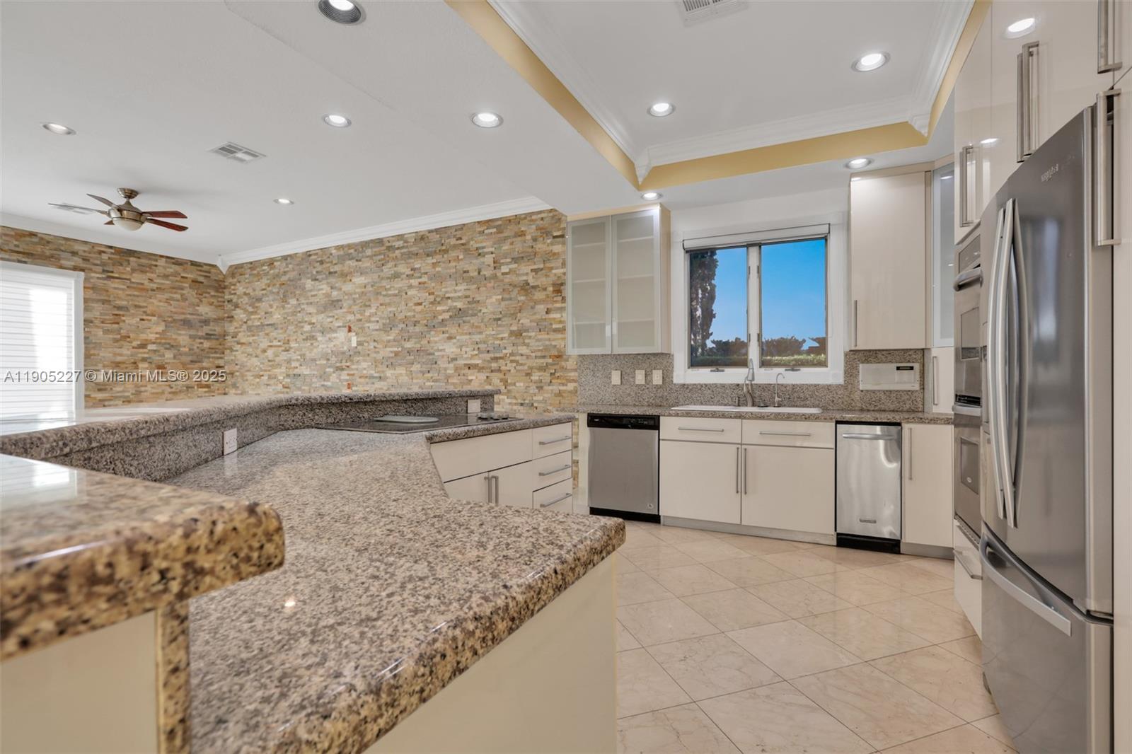 4TH ADDN TO ROYAL OAKS - Residential