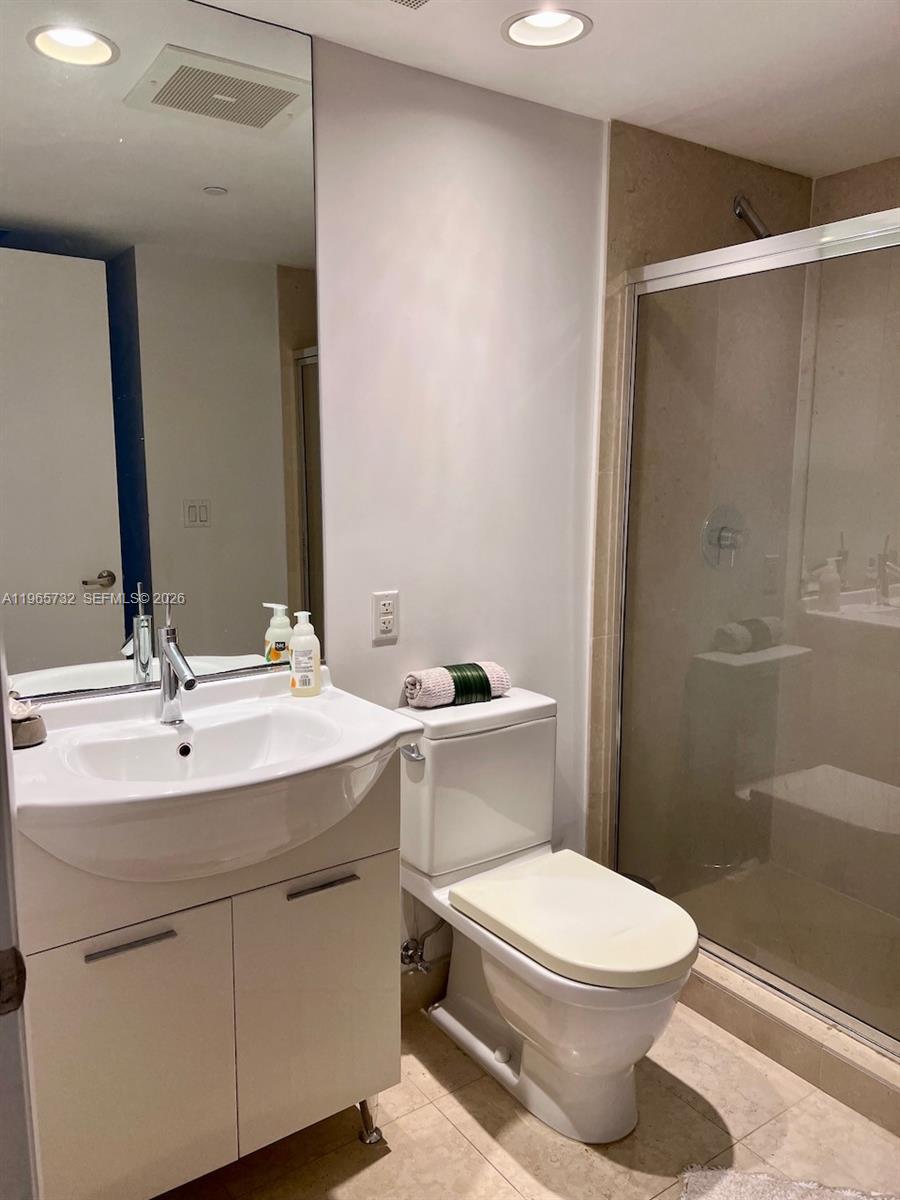 ICON BRICKELL CONDO NO 1 - Residential