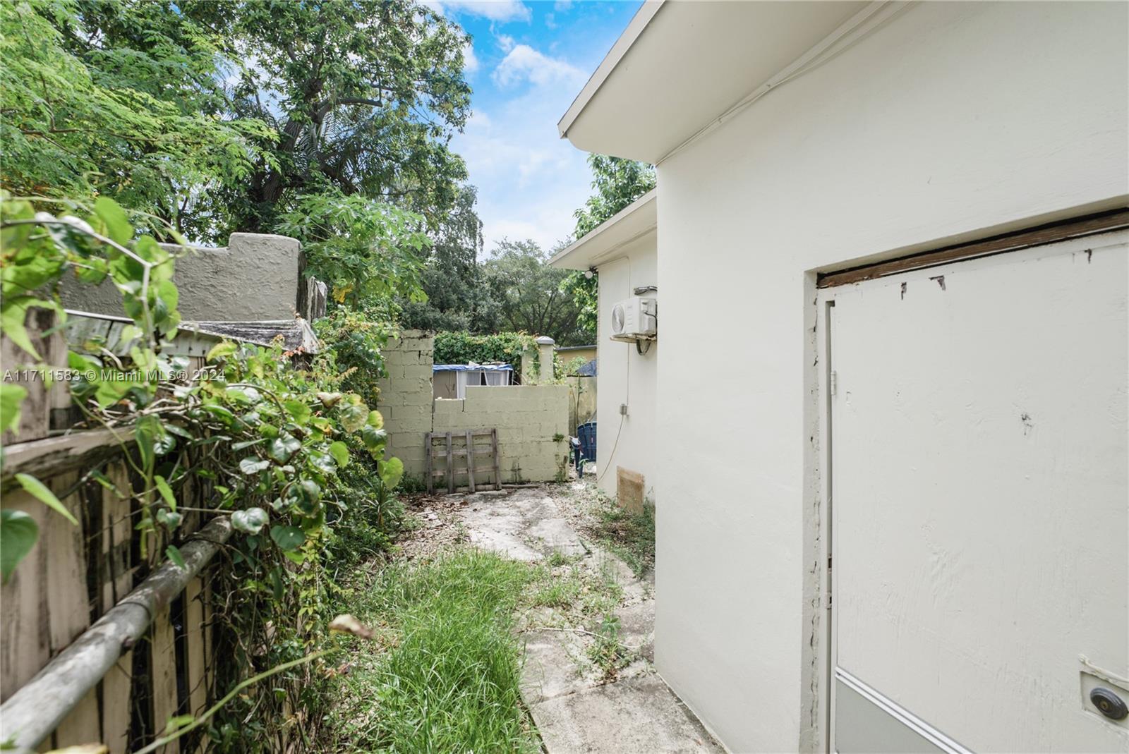 PETERS ADDN TO PRAMAR SUB - Residential Income