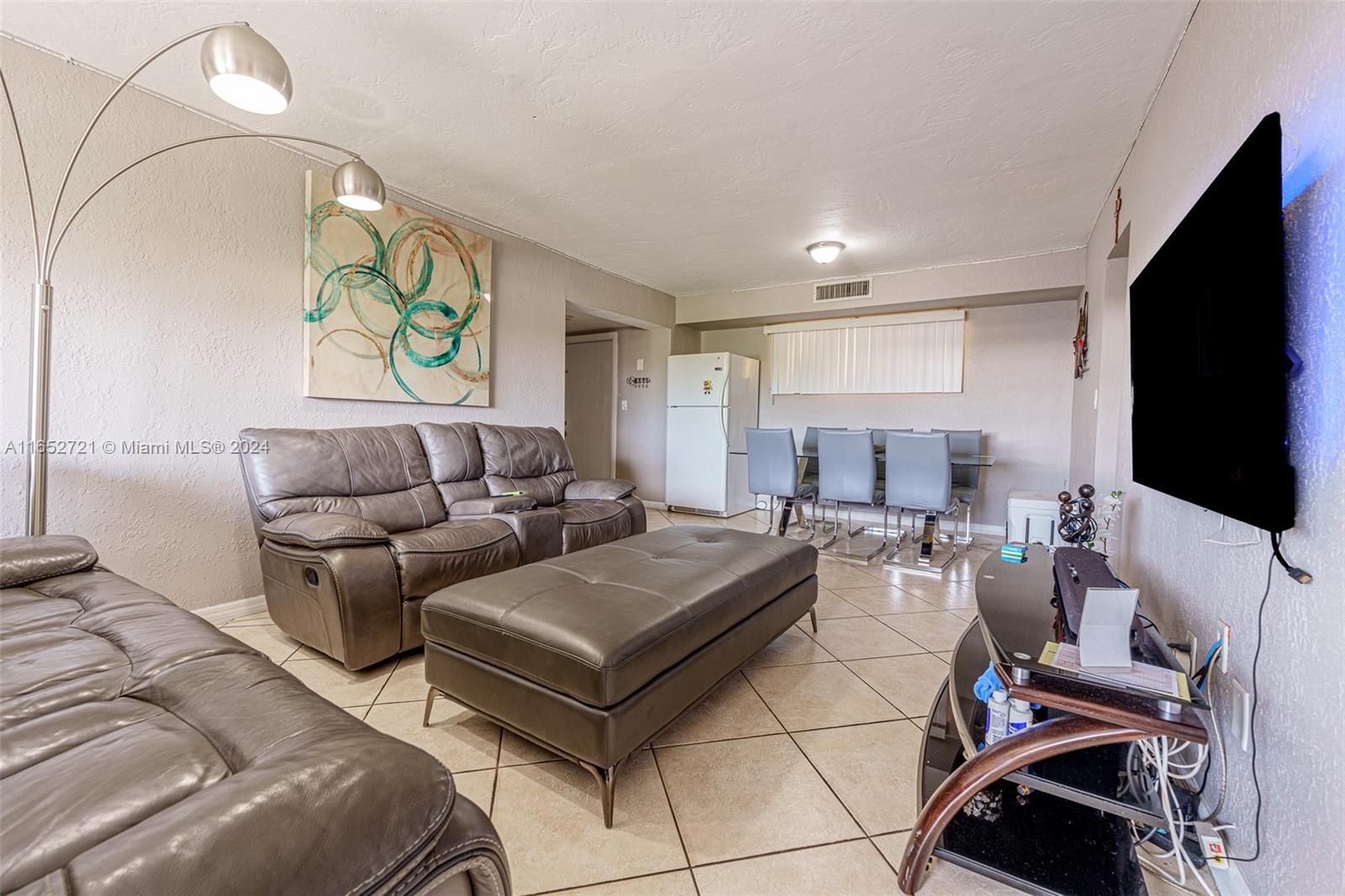 VILLAGE AT DADELAND - Residential Lease