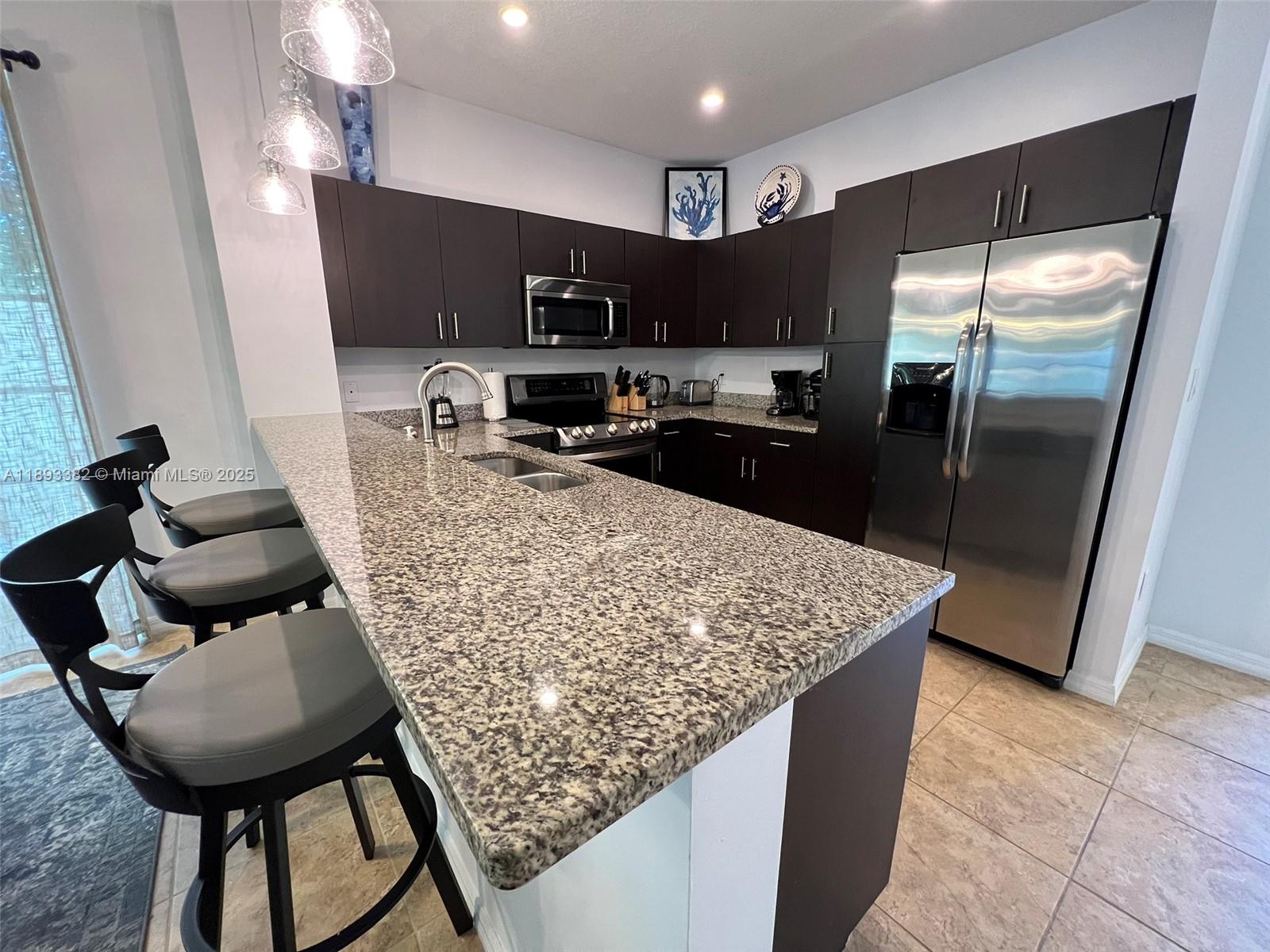 Santa Barbara Villas - Residential