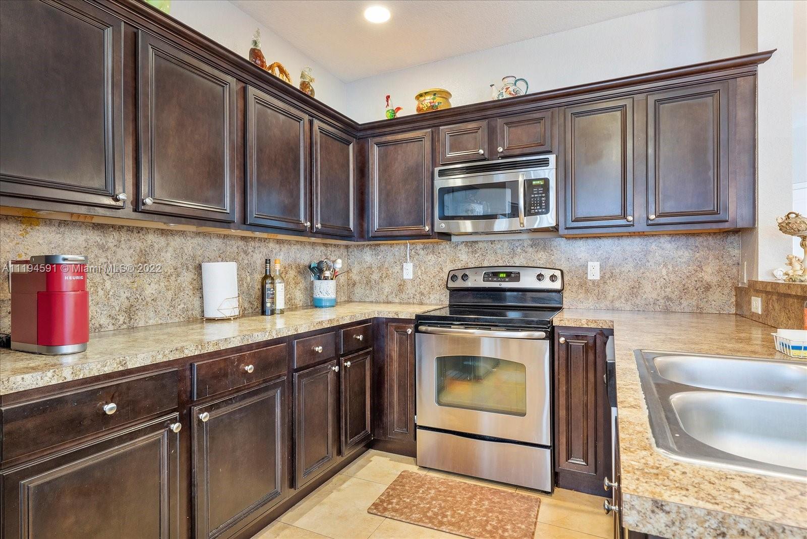 IVES DAIRY TOWNHOMES - Residential