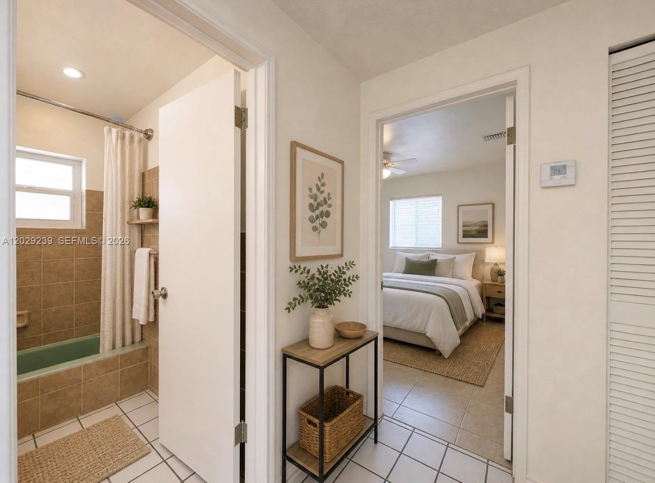 ROYAL PALMS PARK - Residential Lease