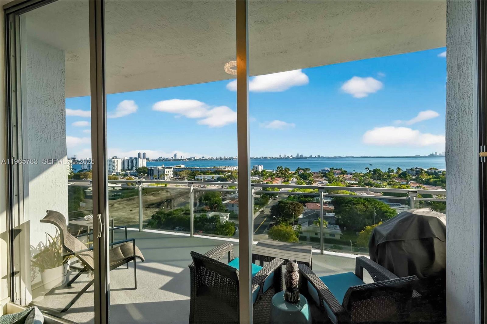 THE LEXI CONDO - Residential