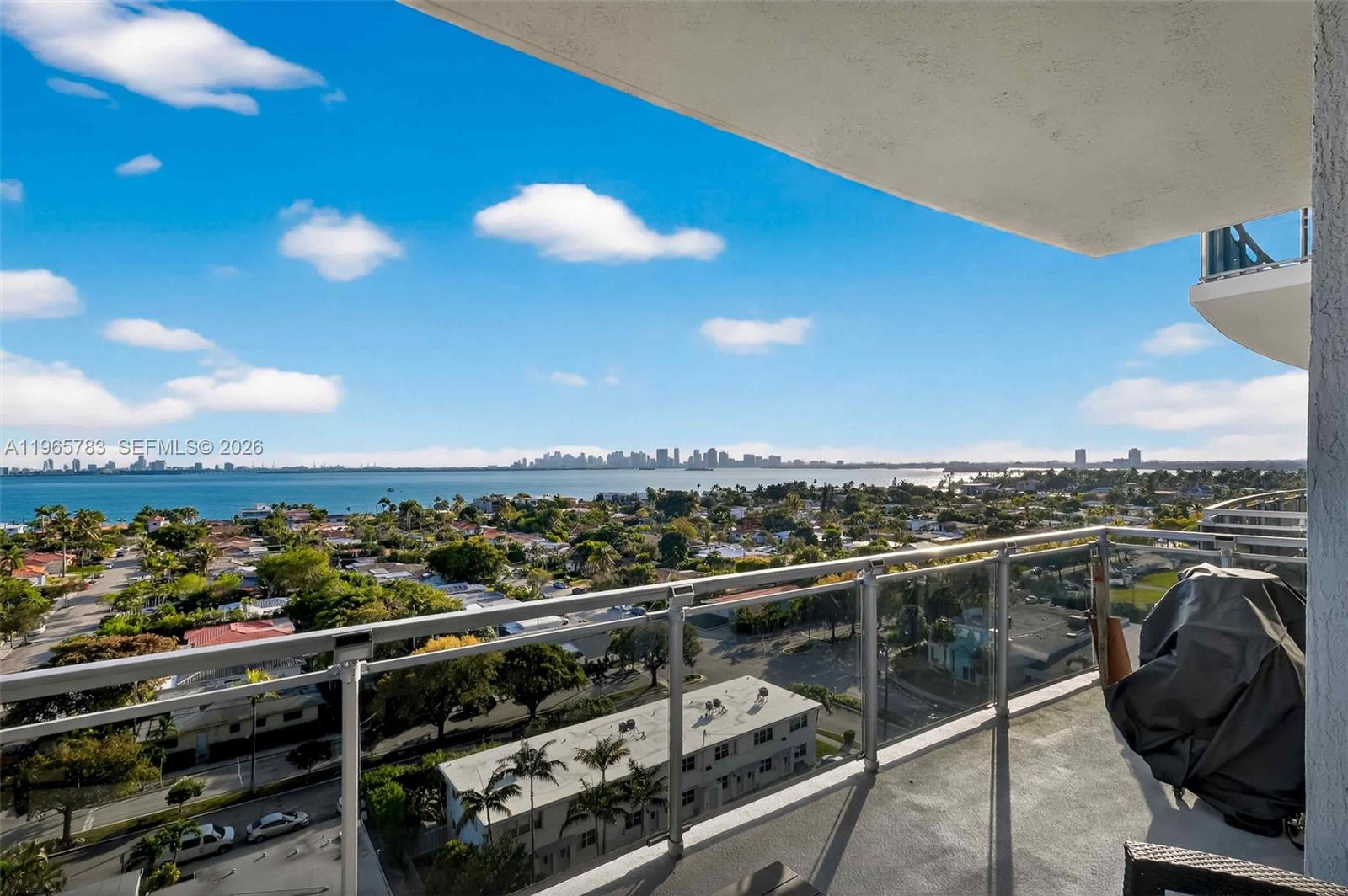 THE LEXI CONDO - Residential