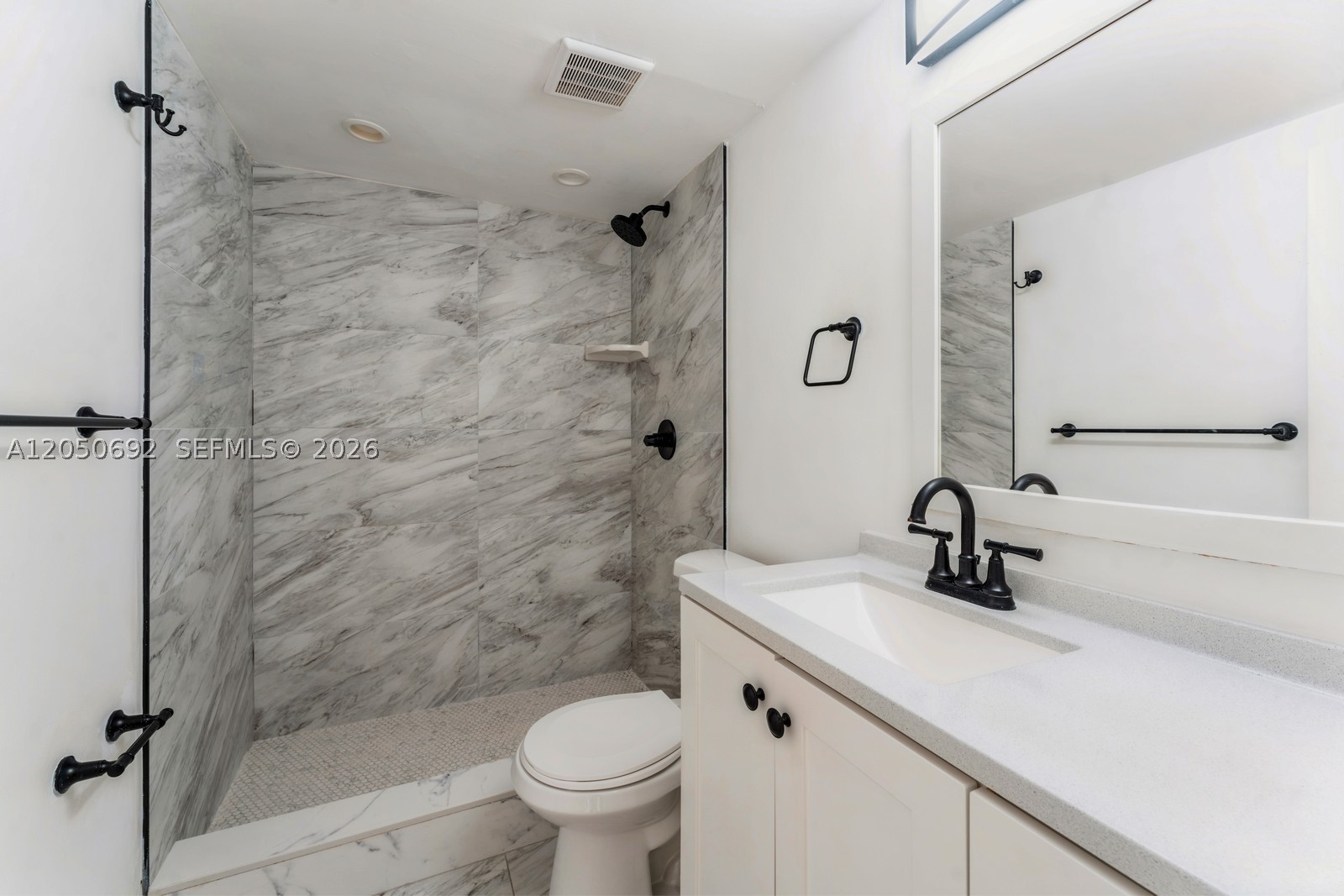 AGUA DULCE CONDO - Residential Lease