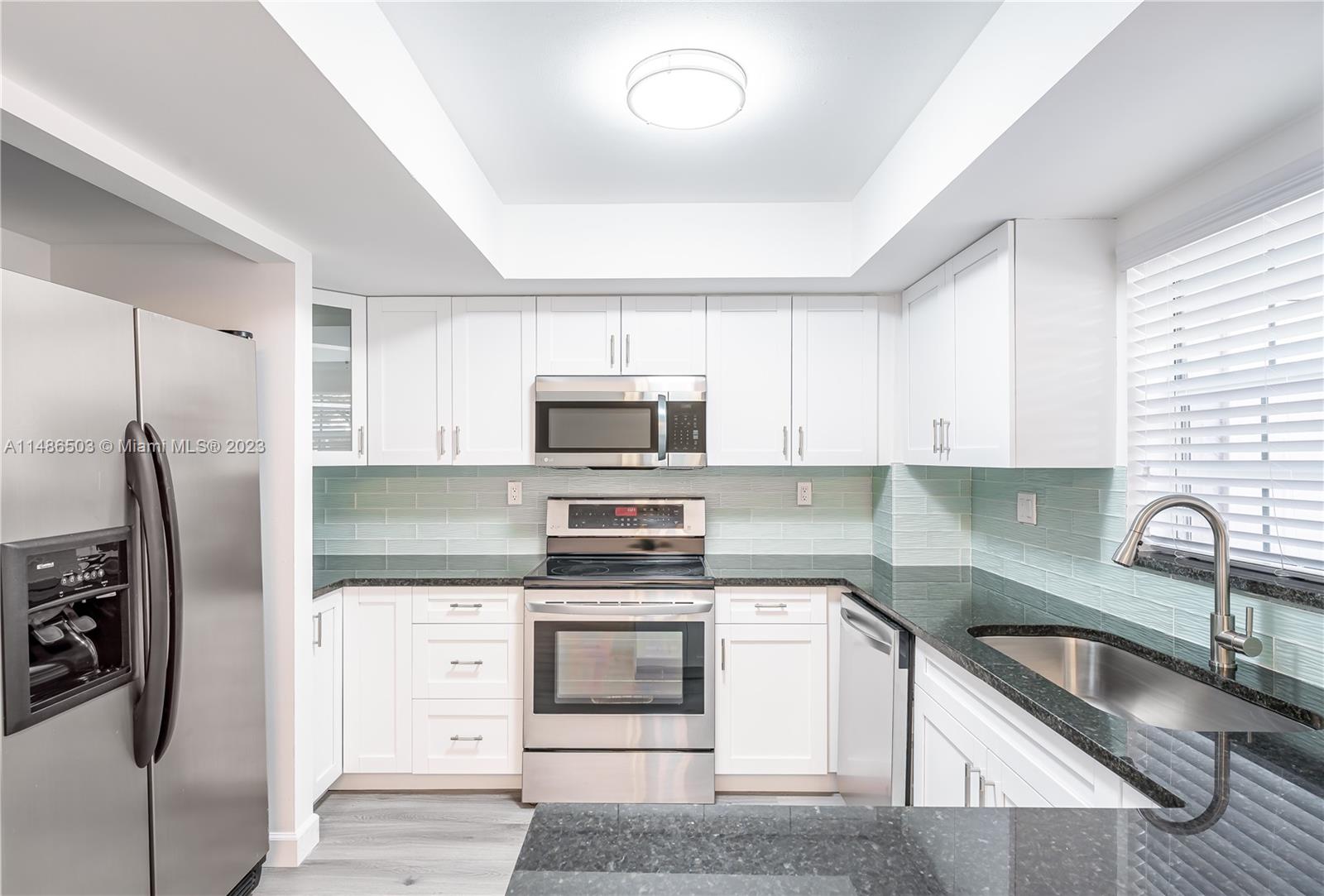 FLAMINGO GARDENS PHASE FO - Residential Lease