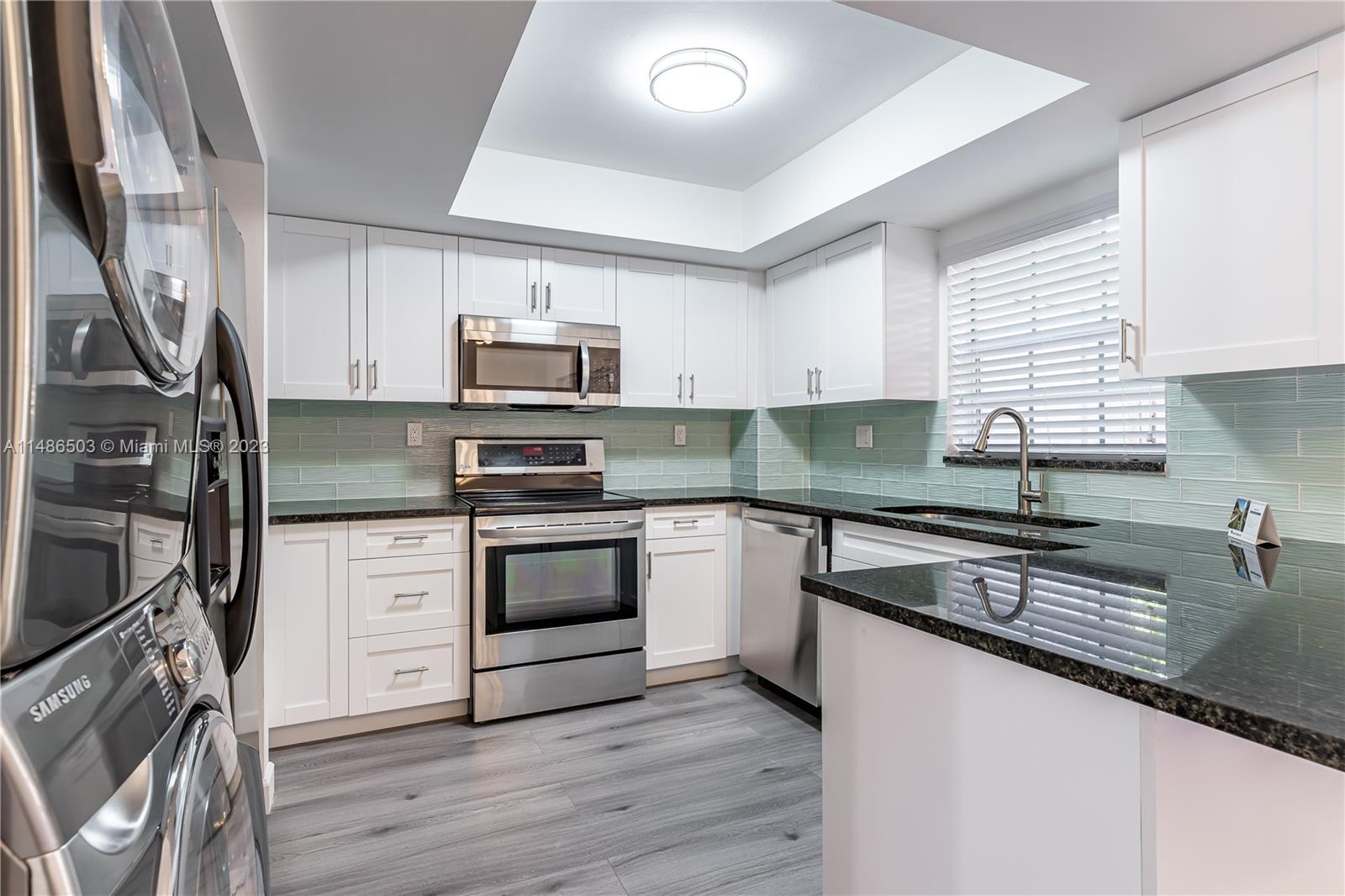 FLAMINGO GARDENS PHASE FO - Residential Lease