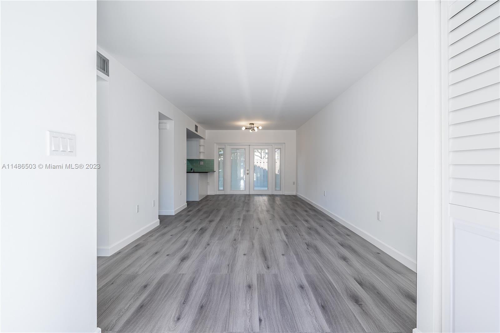 FLAMINGO GARDENS PHASE FO - Residential Lease