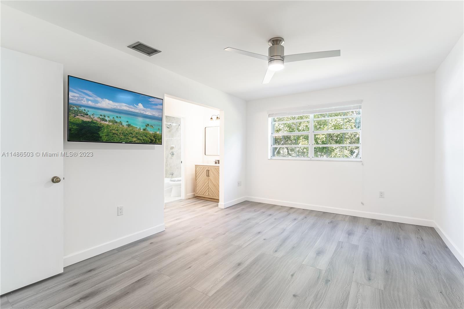 FLAMINGO GARDENS PHASE FO - Residential Lease
