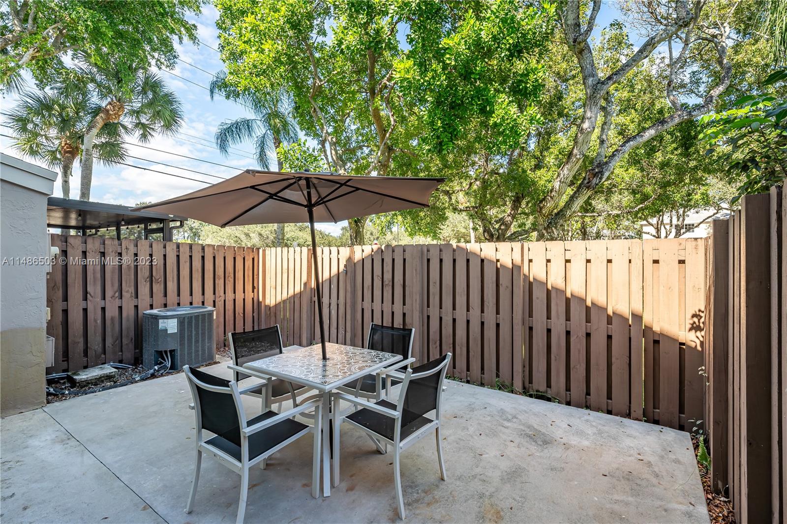 FLAMINGO GARDENS PHASE FO - Residential Lease