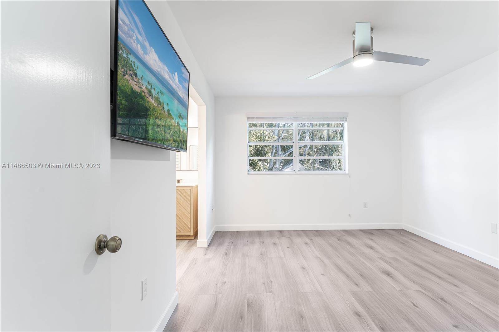 FLAMINGO GARDENS PHASE FO - Residential Lease