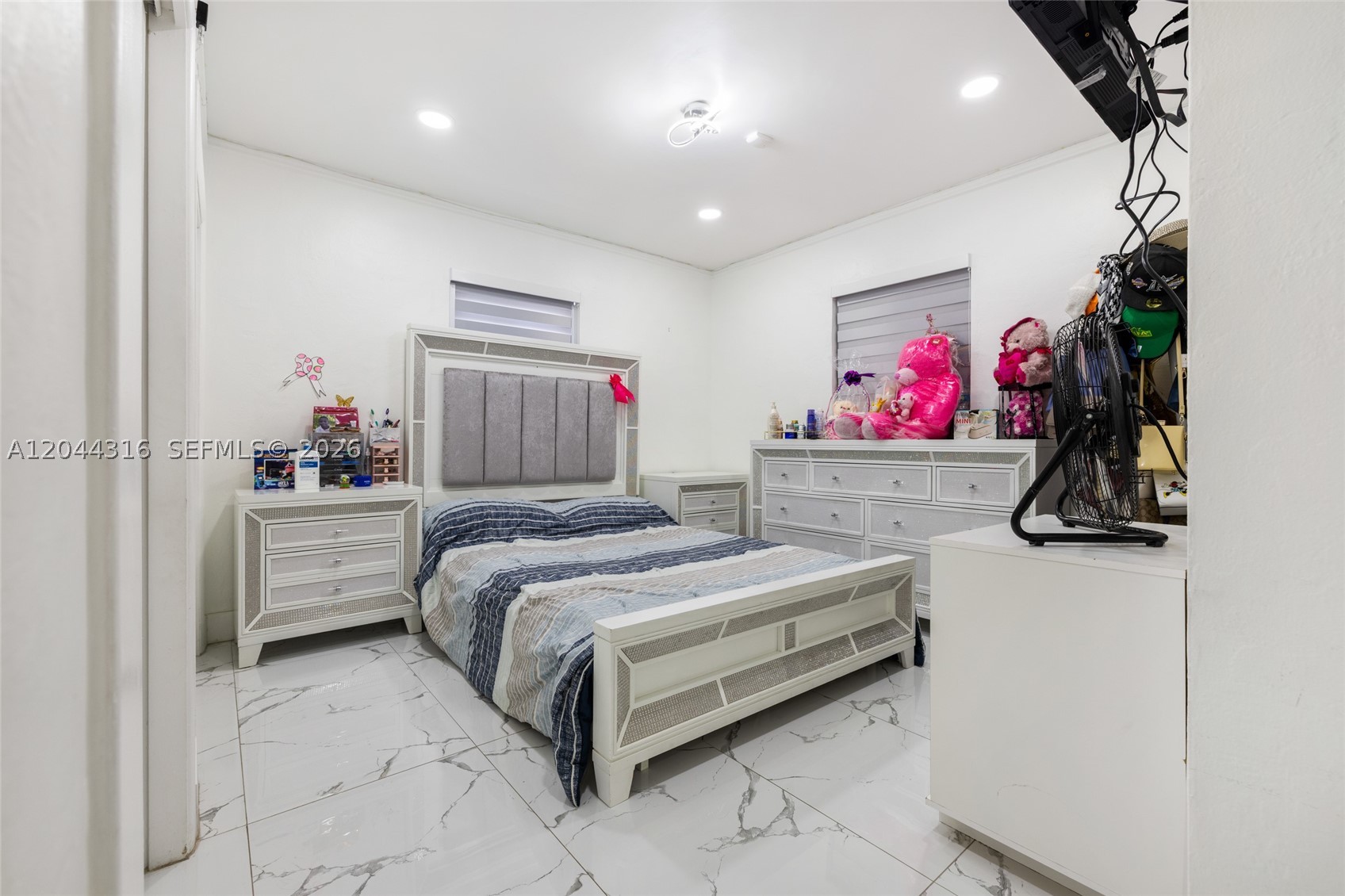 CORAL WAY VILLAGE SEC A P - Residential