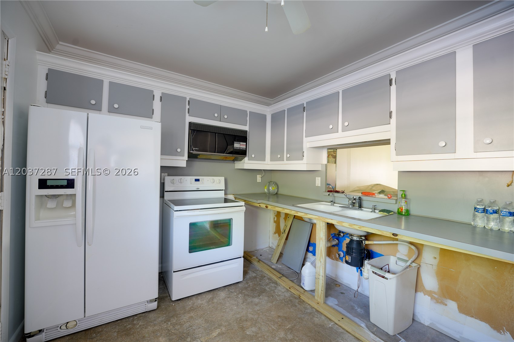 MEADOWBROOK LAKES CONDO - Residential