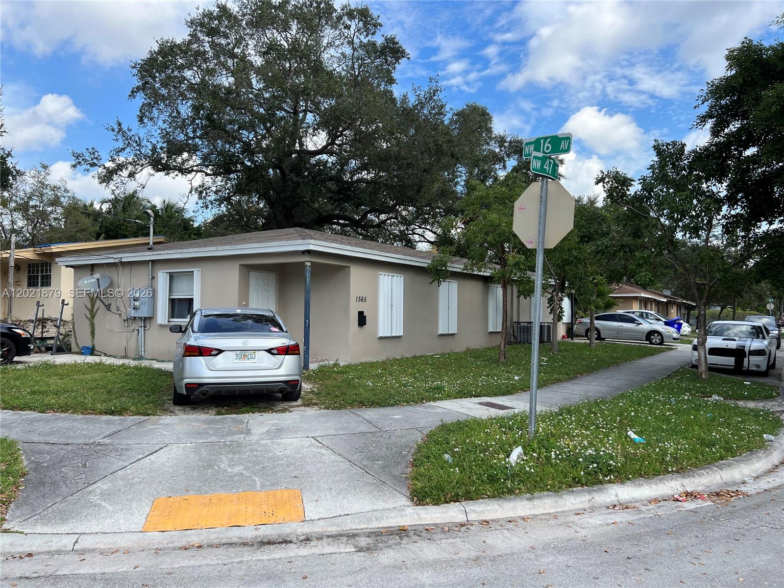 Excellent investment opportunity in Miami’s Model City area. Corner duplex featuring two spacious 4 Bed / 2 Bath units, both currently leased and generating immediate income. Property offers strong rental demand, large layout, and added value of a corner lot. Seller willing to provide financing for up to 50% of purchase price, creating attractive leverage for investors. Ideal for cash flow and long-term appreciation.