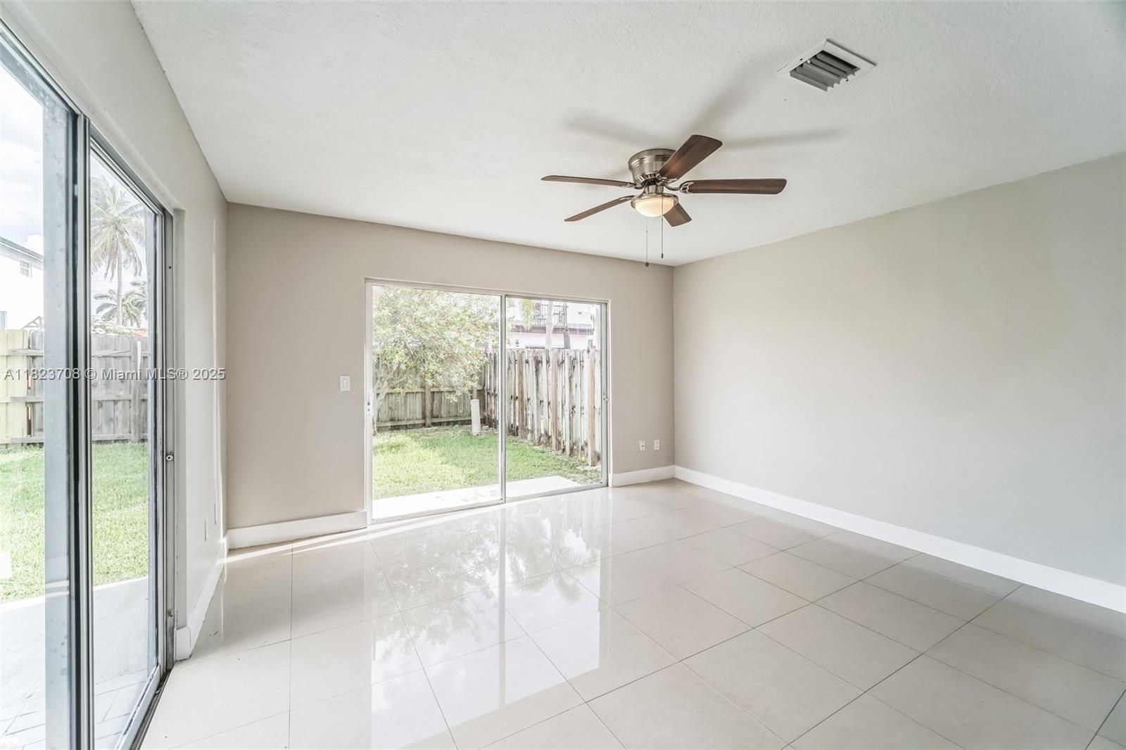 PRINCETONIAN ESTATES - Residential