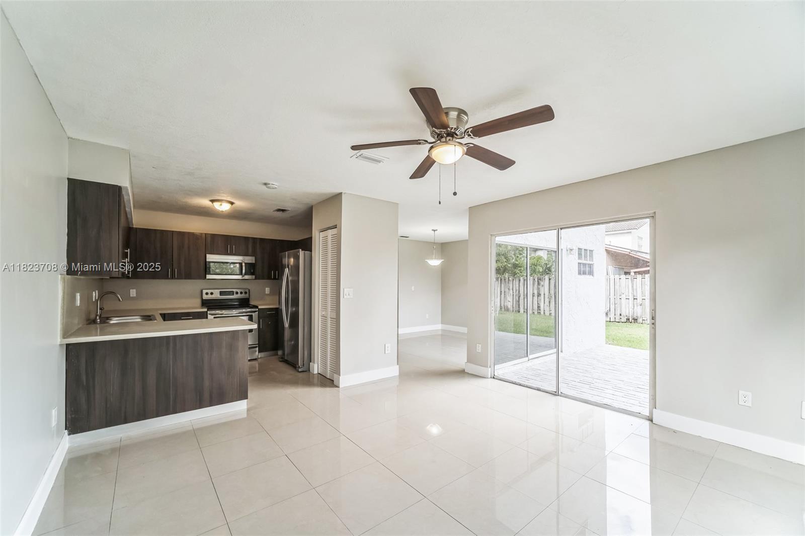 PRINCETONIAN ESTATES - Residential