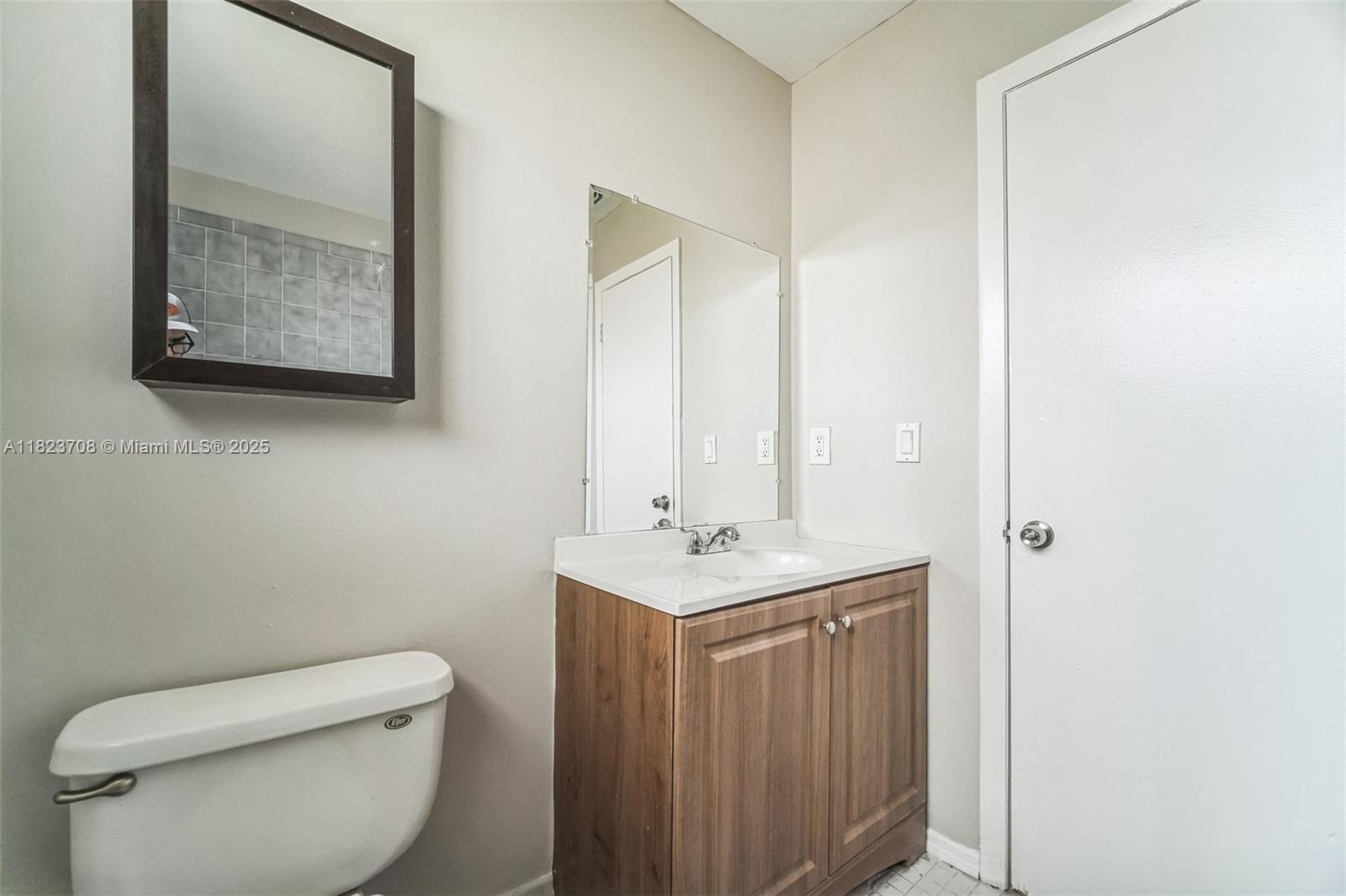 PRINCETONIAN ESTATES - Residential