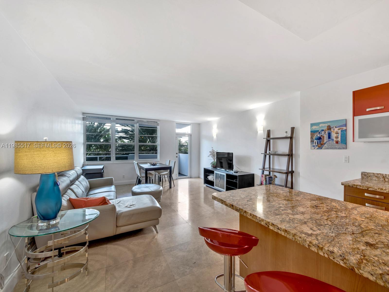 THE DECOPLAGE CONDO - Residential