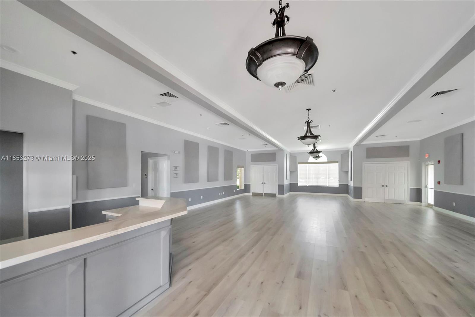 REGAL SOUND - Residential