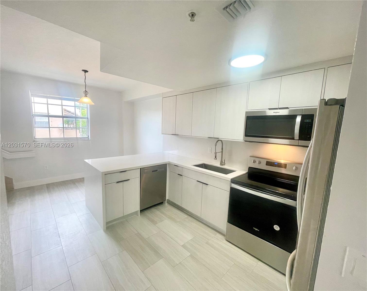 SPANISH VILLAS CONDO - Residential
