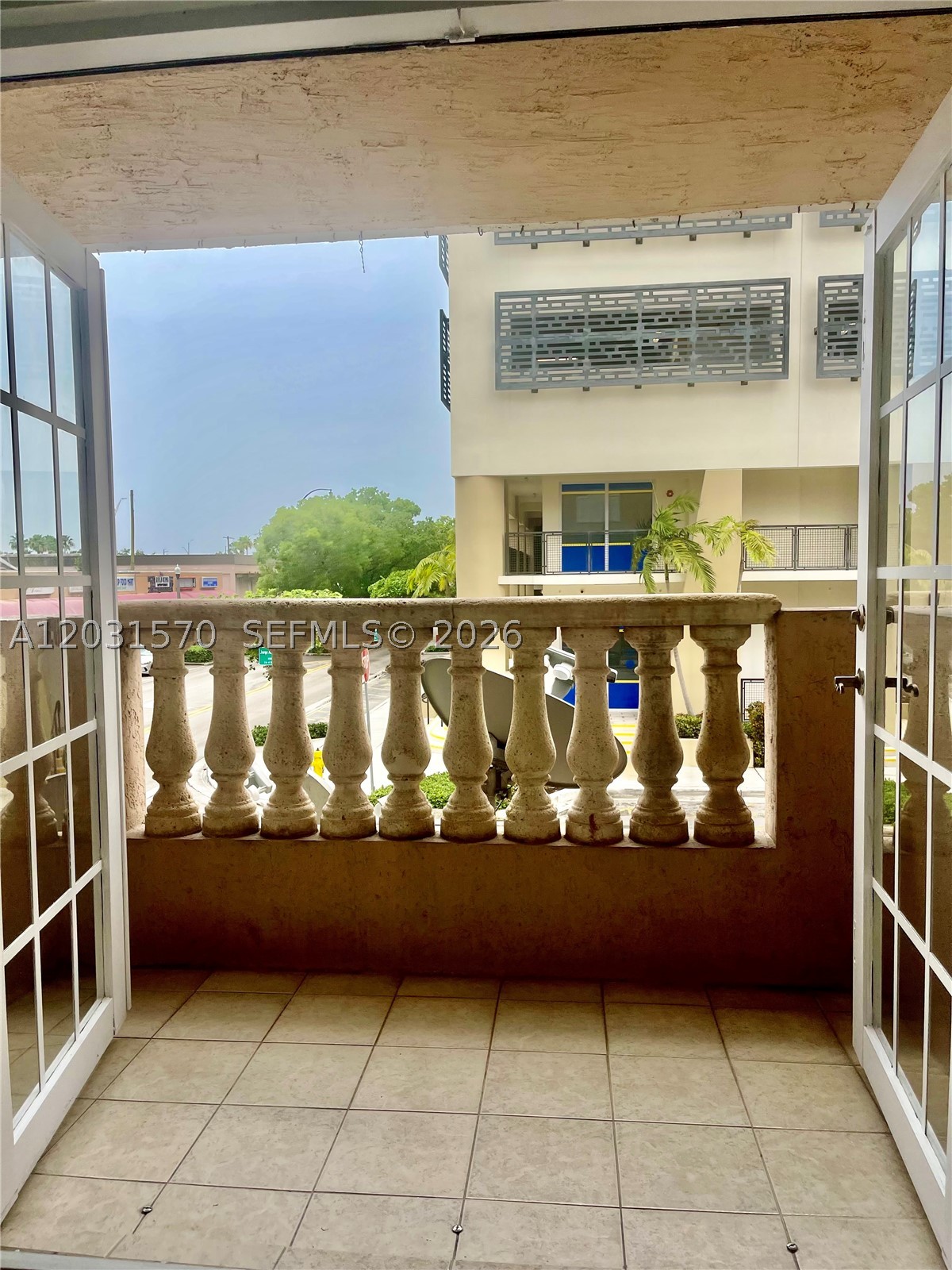 SPANISH VILLAS CONDO - Residential