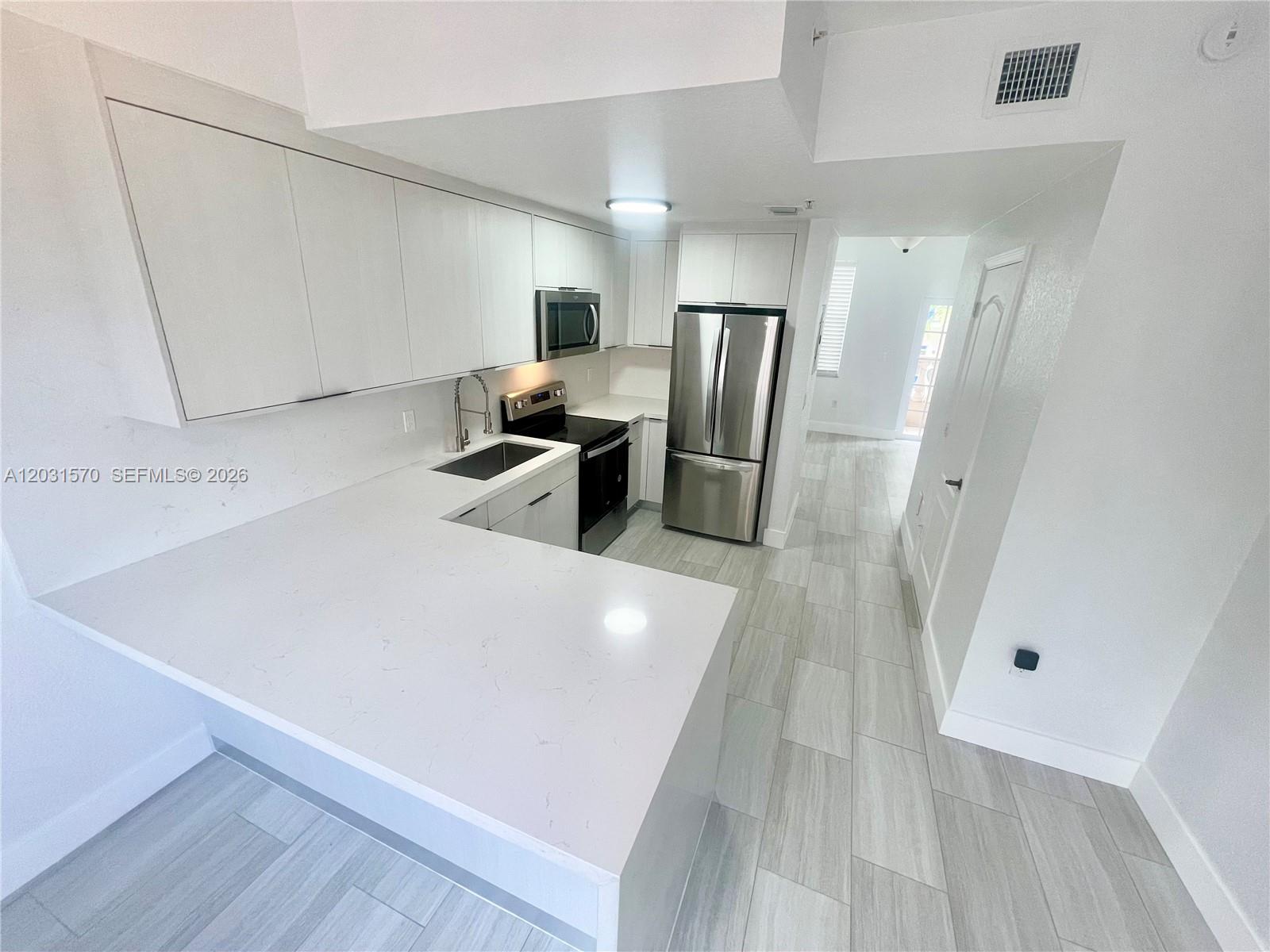 SPANISH VILLAS CONDO - Residential