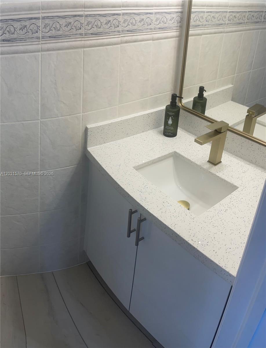 SPANISH VILLAS CONDO - Residential
