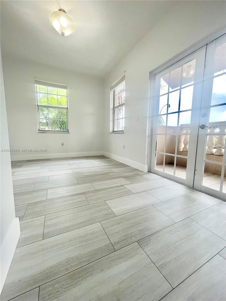 SPANISH VILLAS CONDO - Residential
