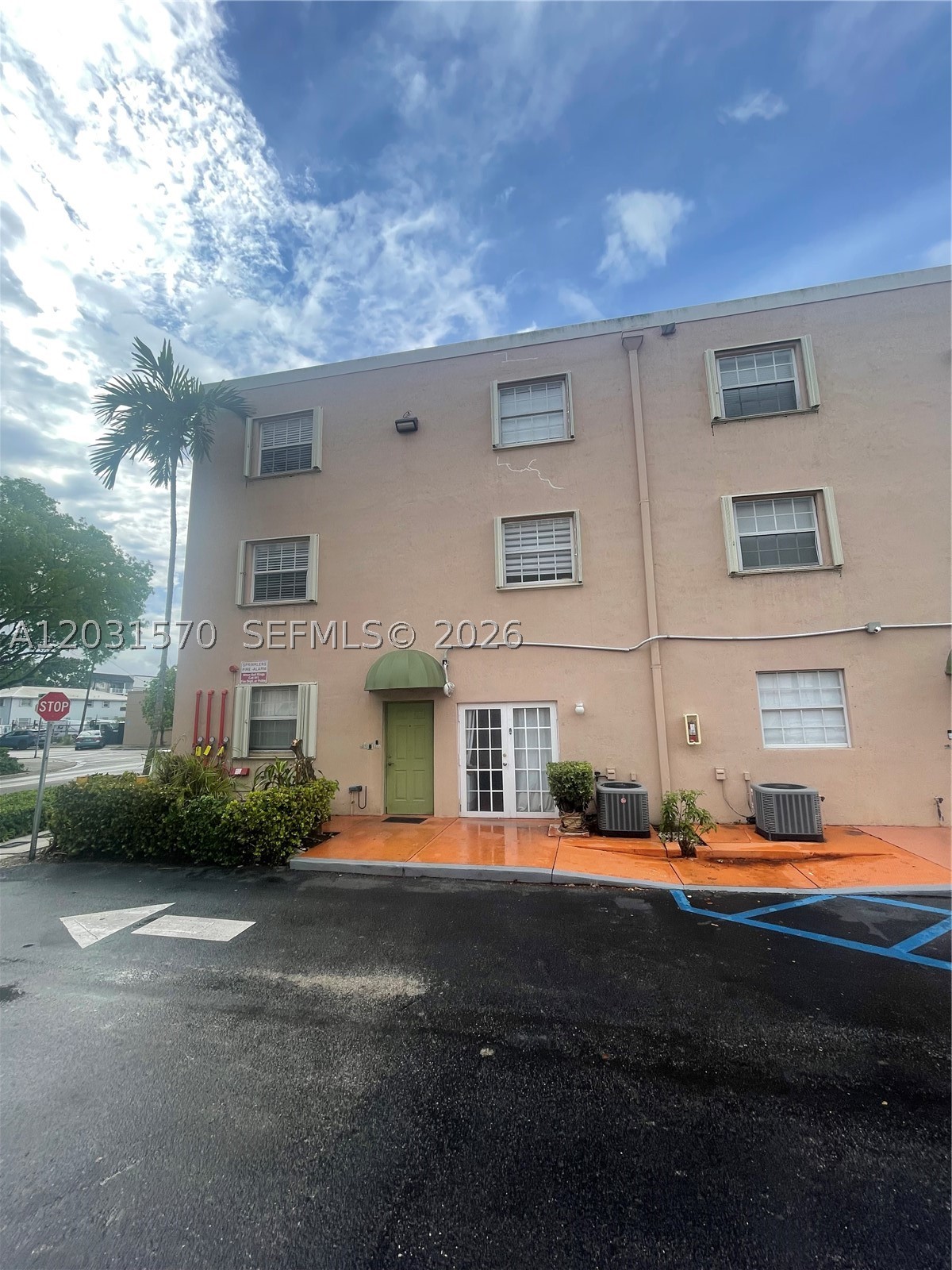 SPANISH VILLAS CONDO - Residential