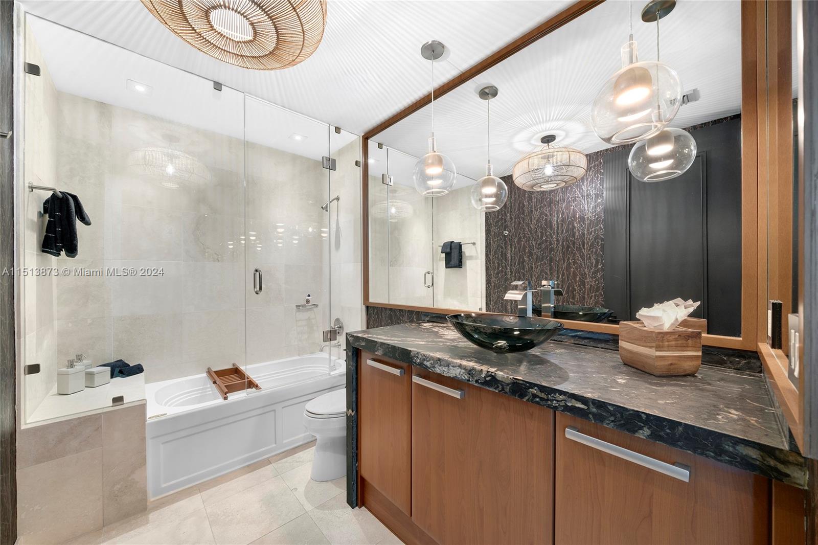 BATH CLUB - Residential