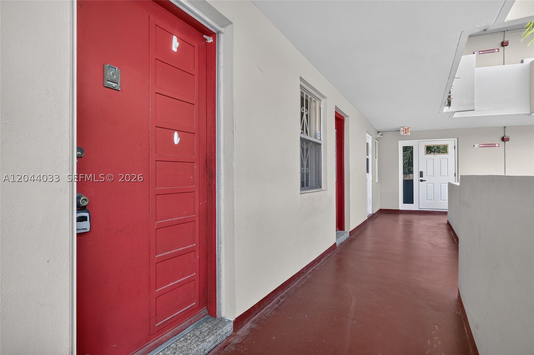ROLLING GREEN CONDO C - Residential
