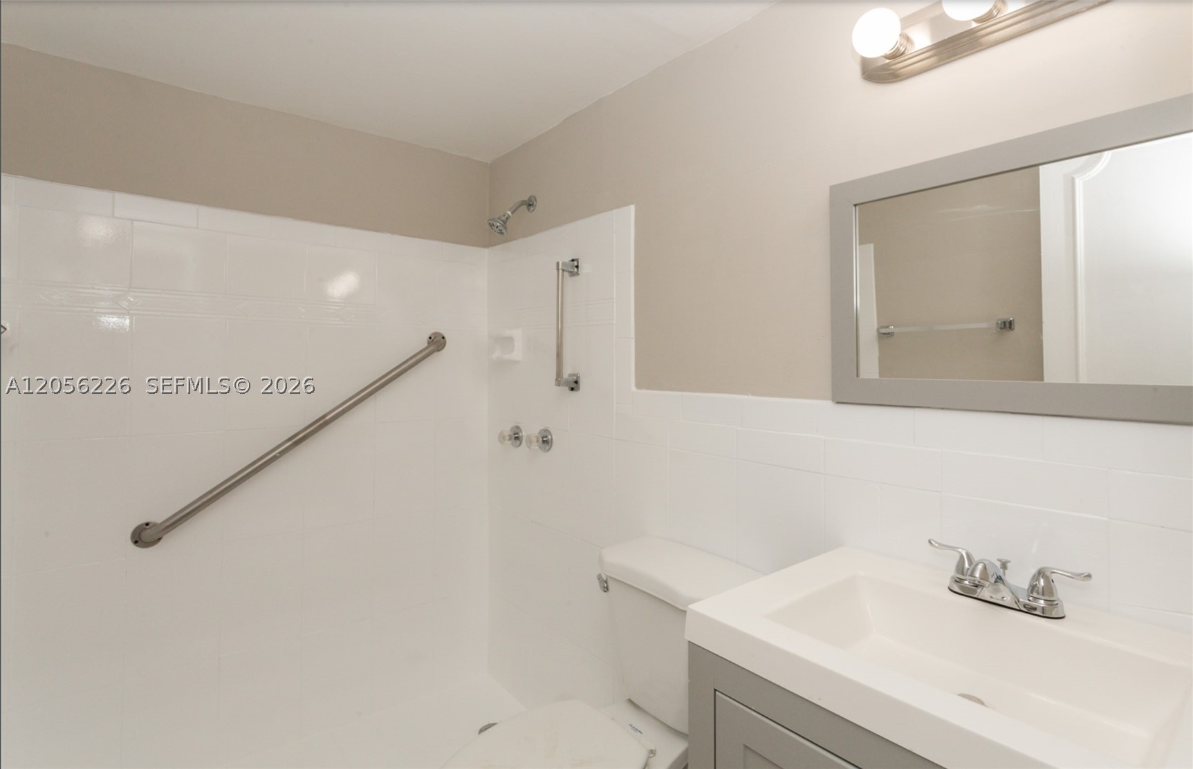 WARRENTON HOUSE CONDO - Residential