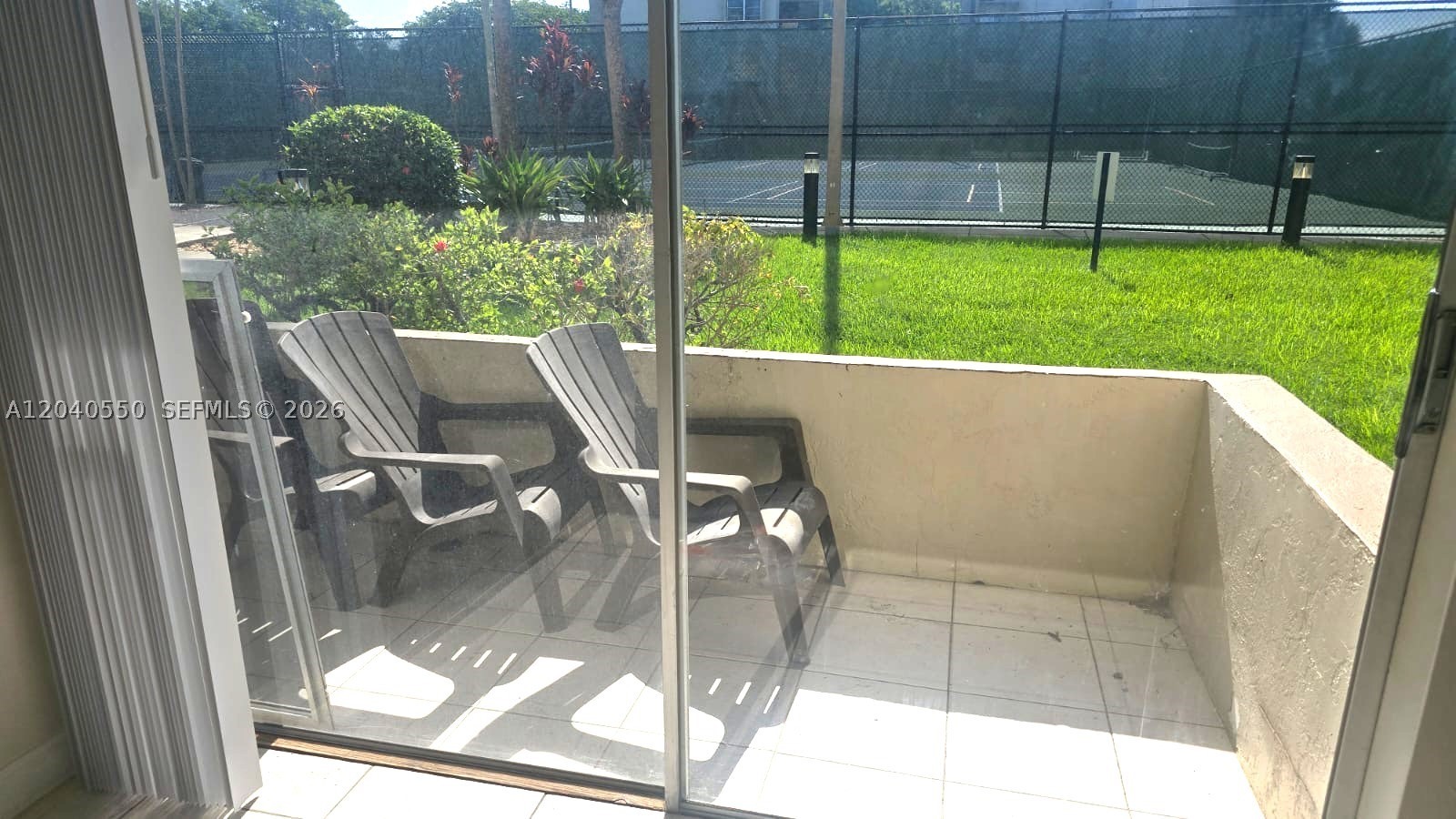 KINGS CREEK SO CONDO - Residential