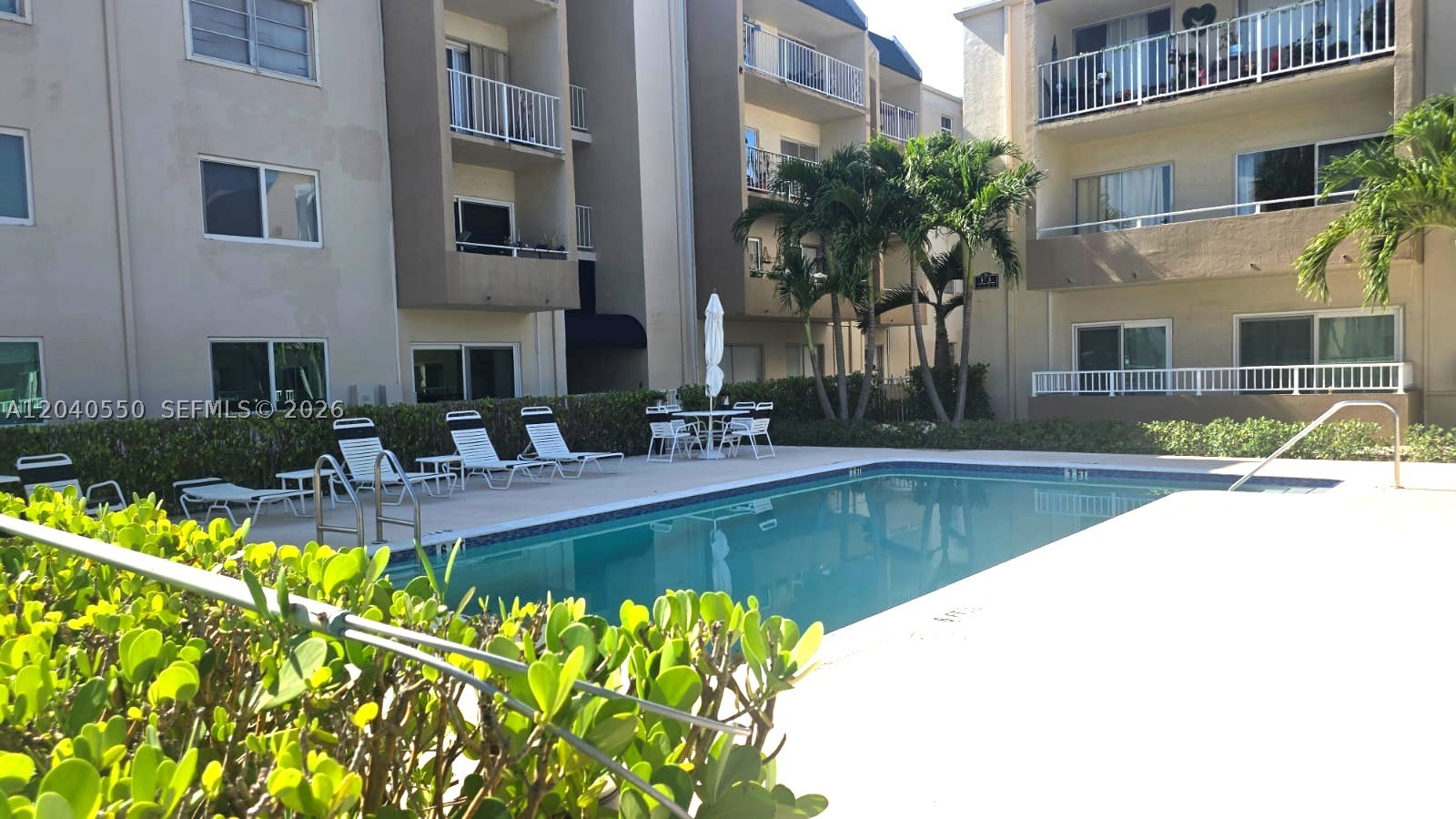 KINGS CREEK SO CONDO - Residential