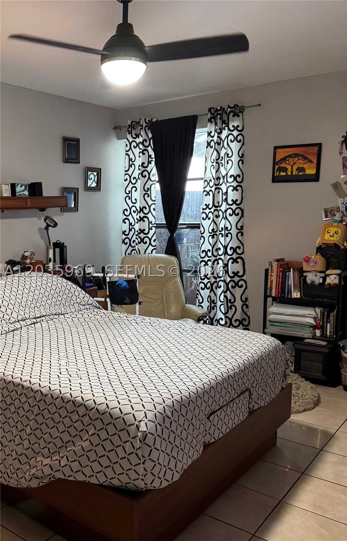 TAMIAMI LAKES SEC 7 - Residential