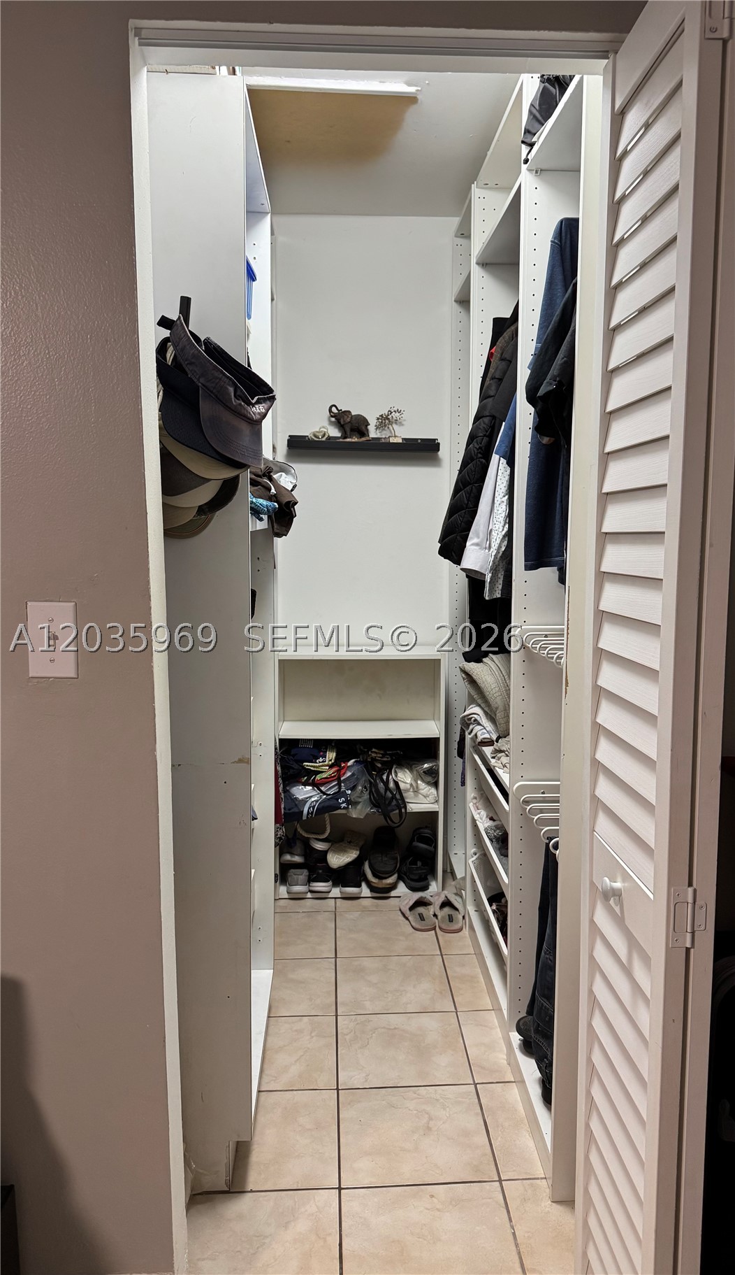 TAMIAMI LAKES SEC 7 - Residential