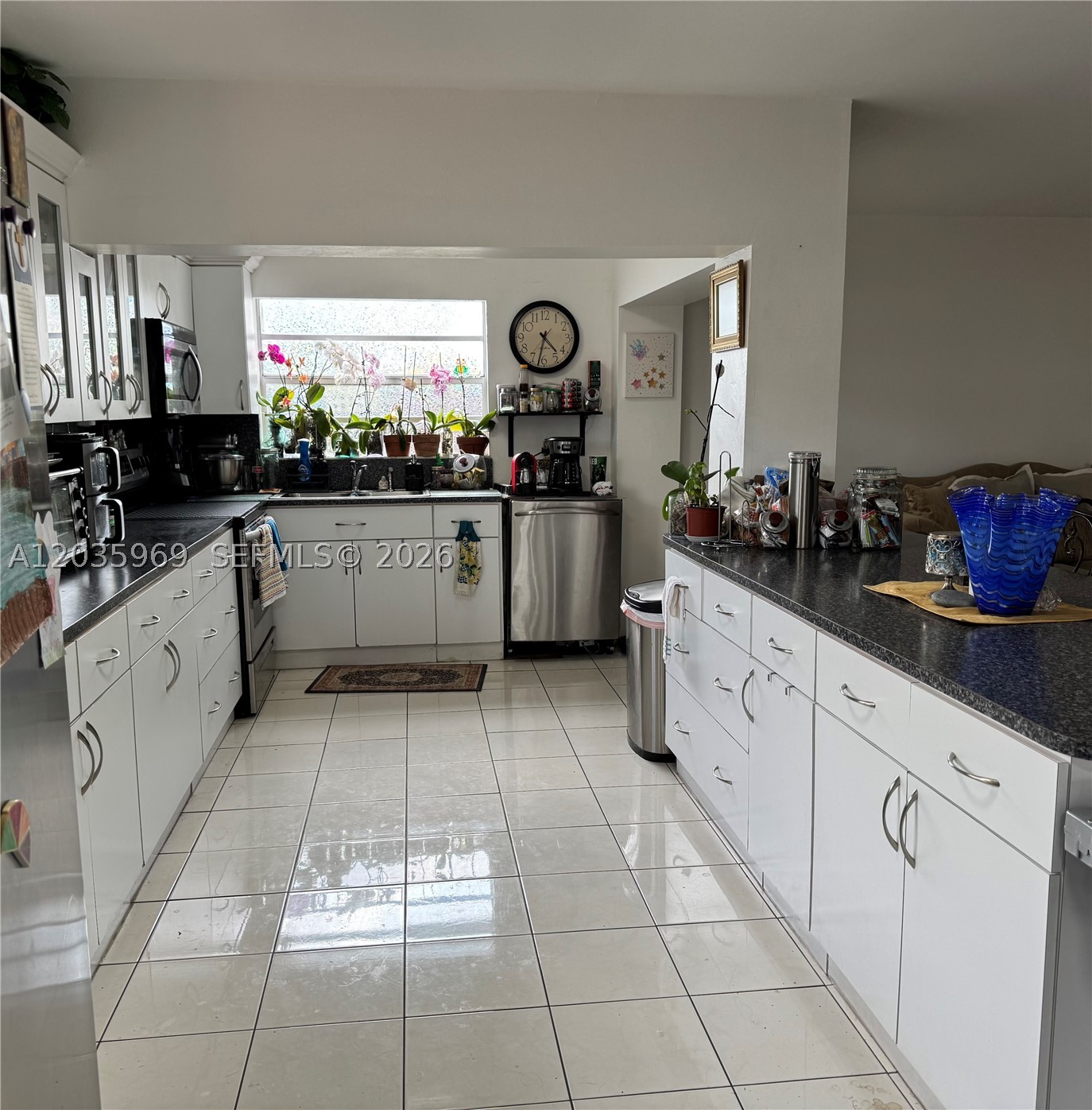 TAMIAMI LAKES SEC 7 - Residential