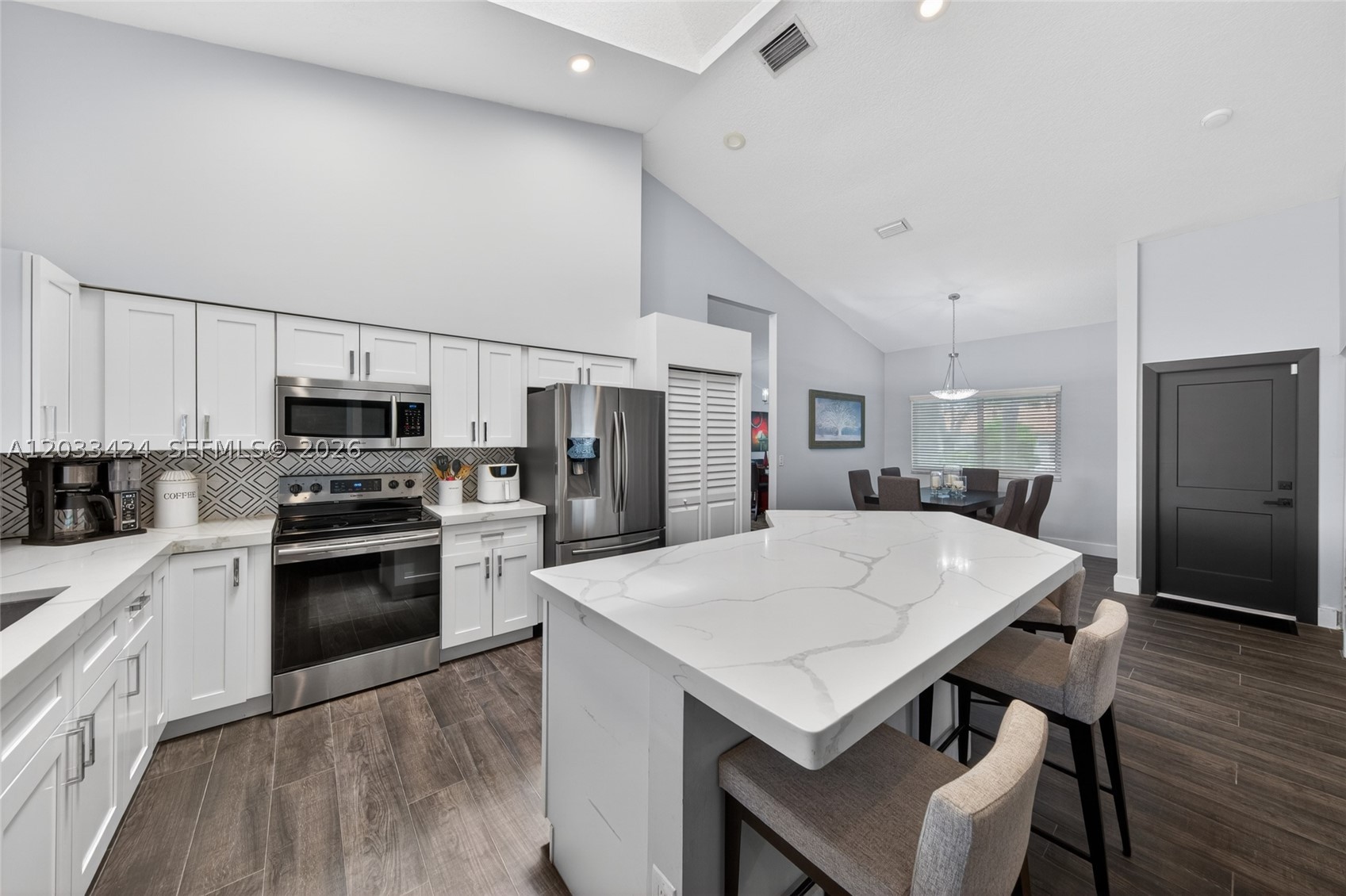 WESTPORT 1ST SECTION - Residential