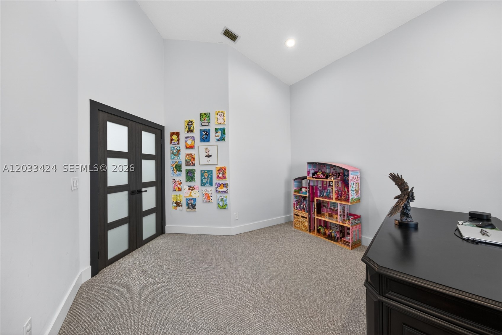 WESTPORT 1ST SECTION - Residential