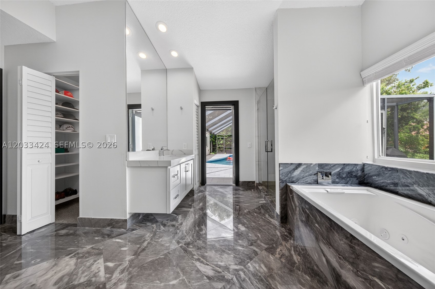 WESTPORT 1ST SECTION - Residential