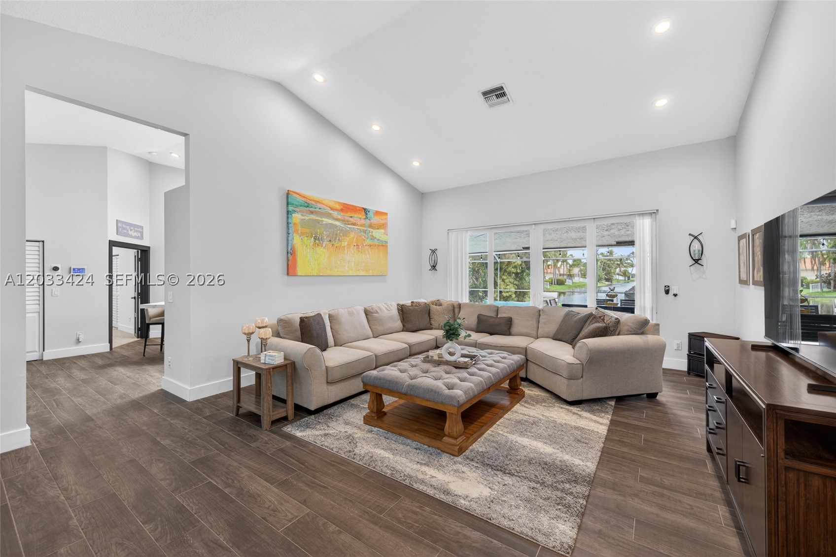 WESTPORT 1ST SECTION - Residential