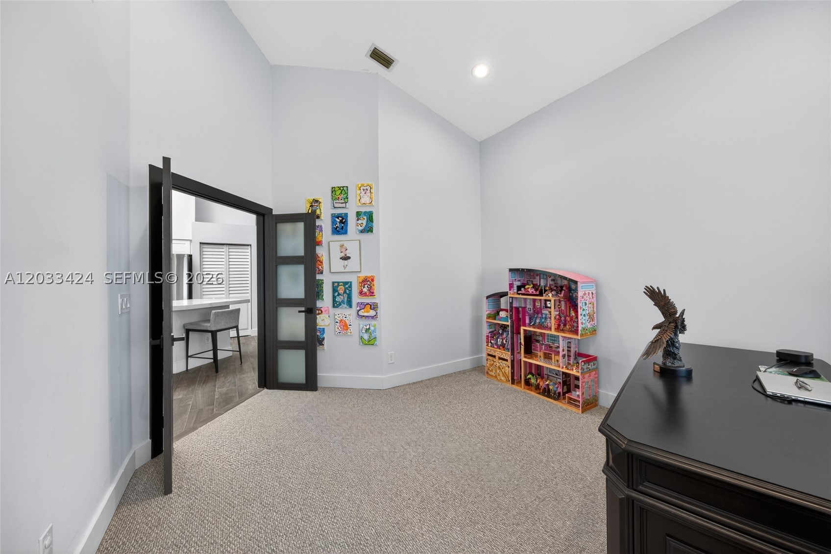 WESTPORT 1ST SECTION - Residential