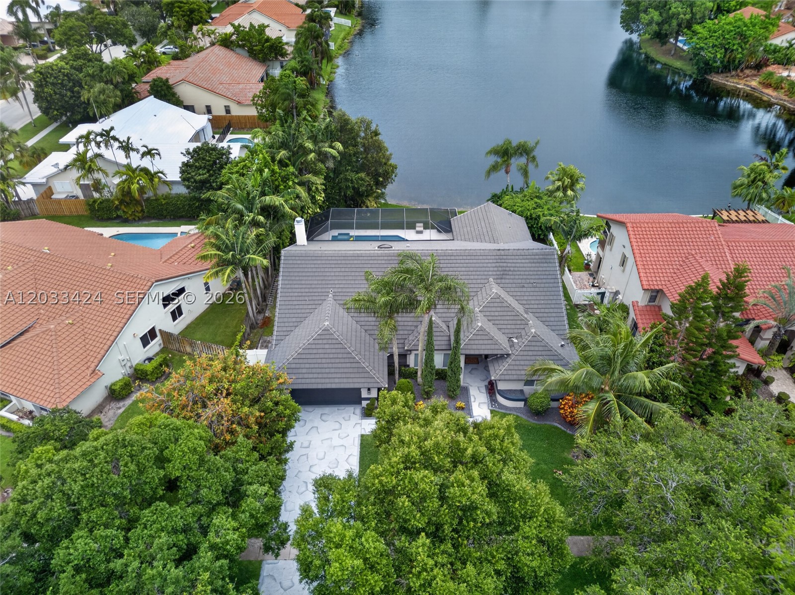 WESTPORT 1ST SECTION - Residential