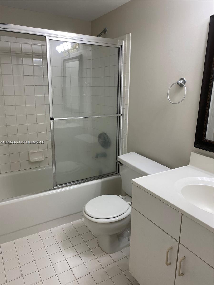 CARIBBEAN GARDENS CONDO - Residential Lease